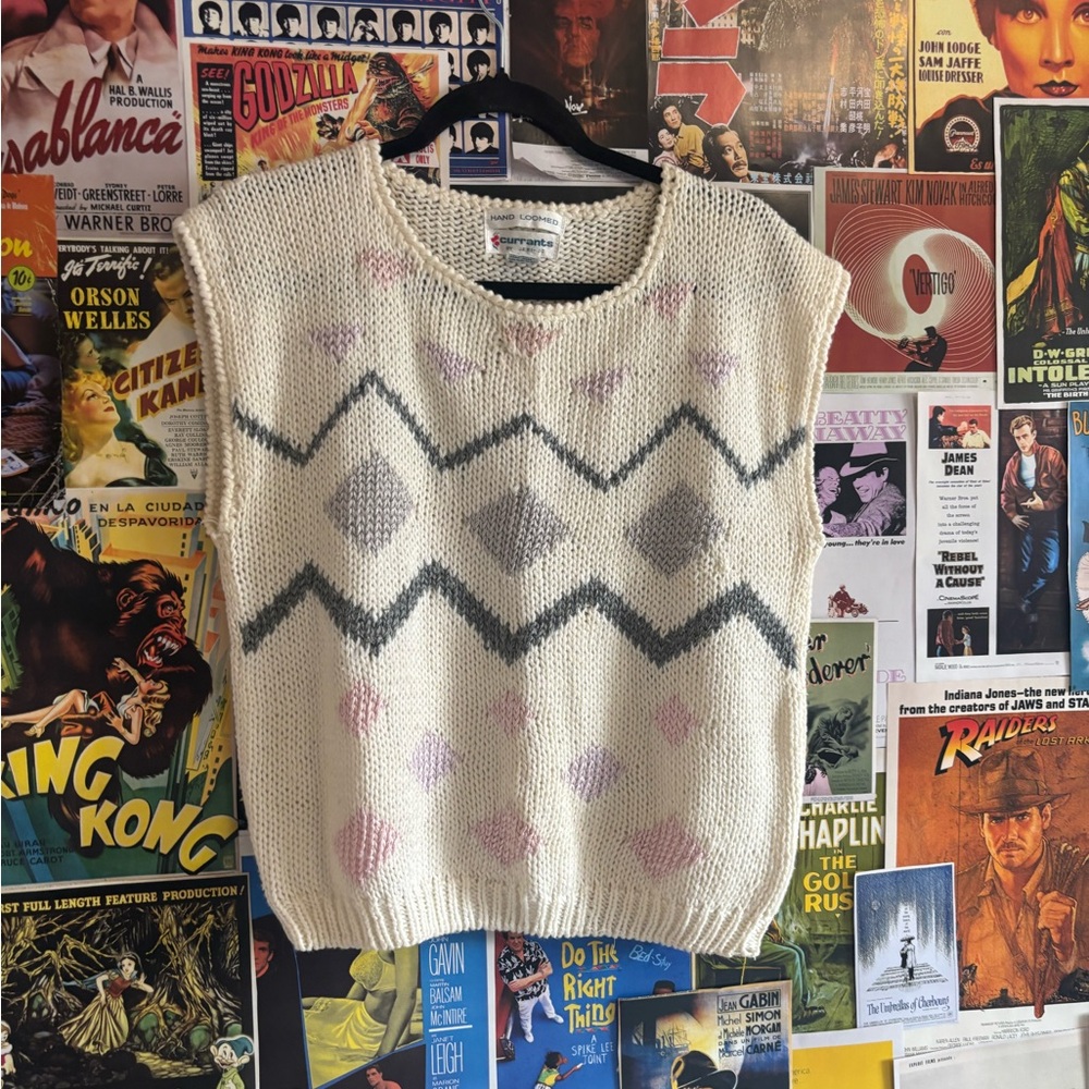 Elegant Cream and Gray Patterned Sweater